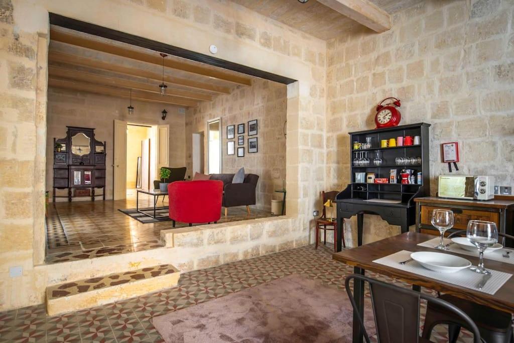 Chic, Stylish & Spacious Flat In Central Βαλέτα Εξωτερικό φωτογραφία