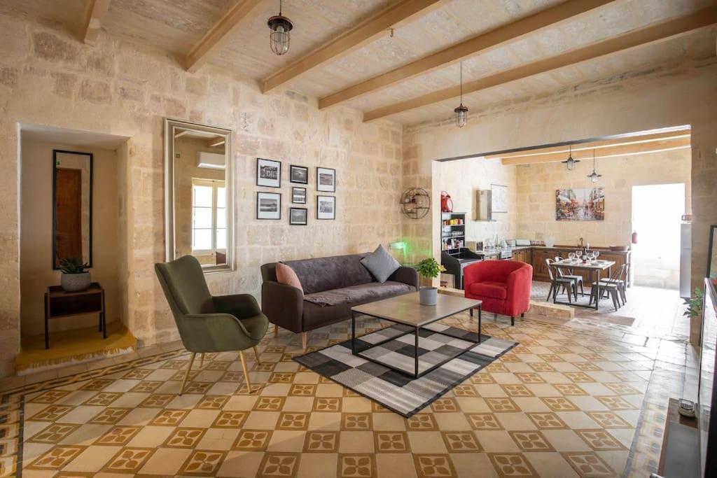 Chic, Stylish & Spacious Flat In Central Βαλέτα Εξωτερικό φωτογραφία