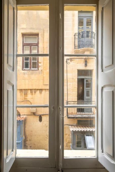 Chic, Stylish & Spacious Flat In Central Βαλέτα Εξωτερικό φωτογραφία