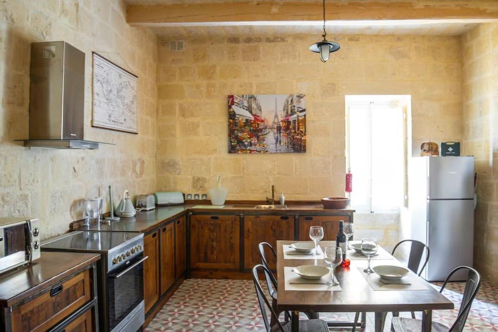 Chic, Stylish & Spacious Flat In Central Βαλέτα Εξωτερικό φωτογραφία