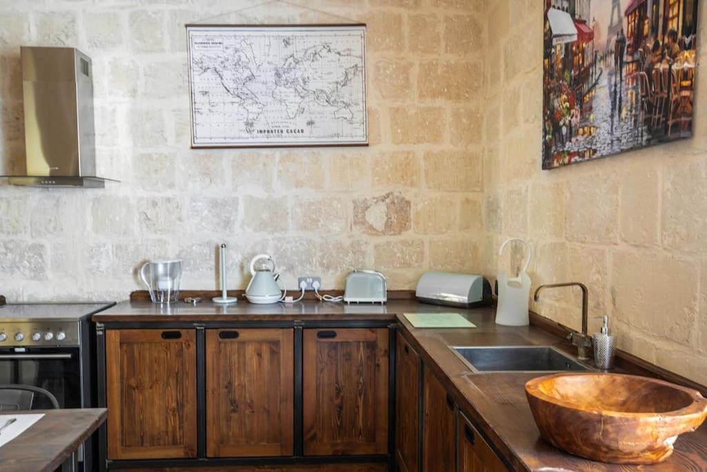 Chic, Stylish & Spacious Flat In Central Βαλέτα Εξωτερικό φωτογραφία