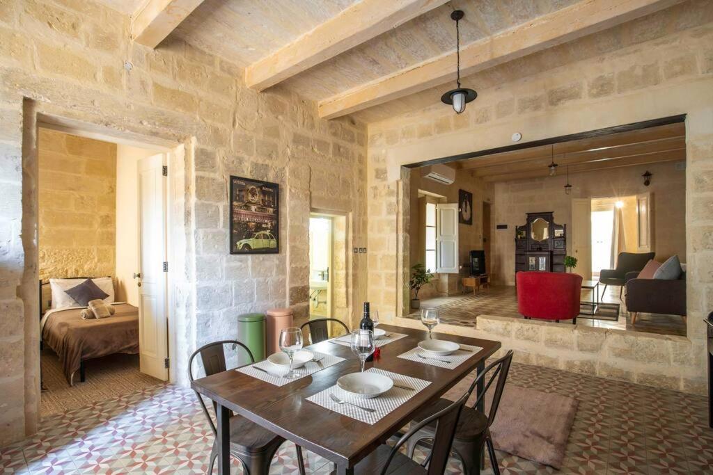 Chic, Stylish & Spacious Flat In Central Βαλέτα Εξωτερικό φωτογραφία